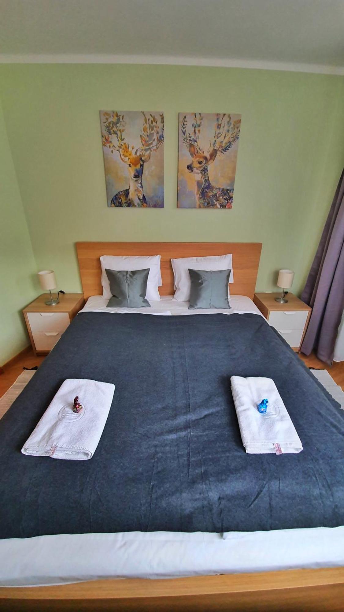 Pannonia Apartman Esztergom Habitación foto