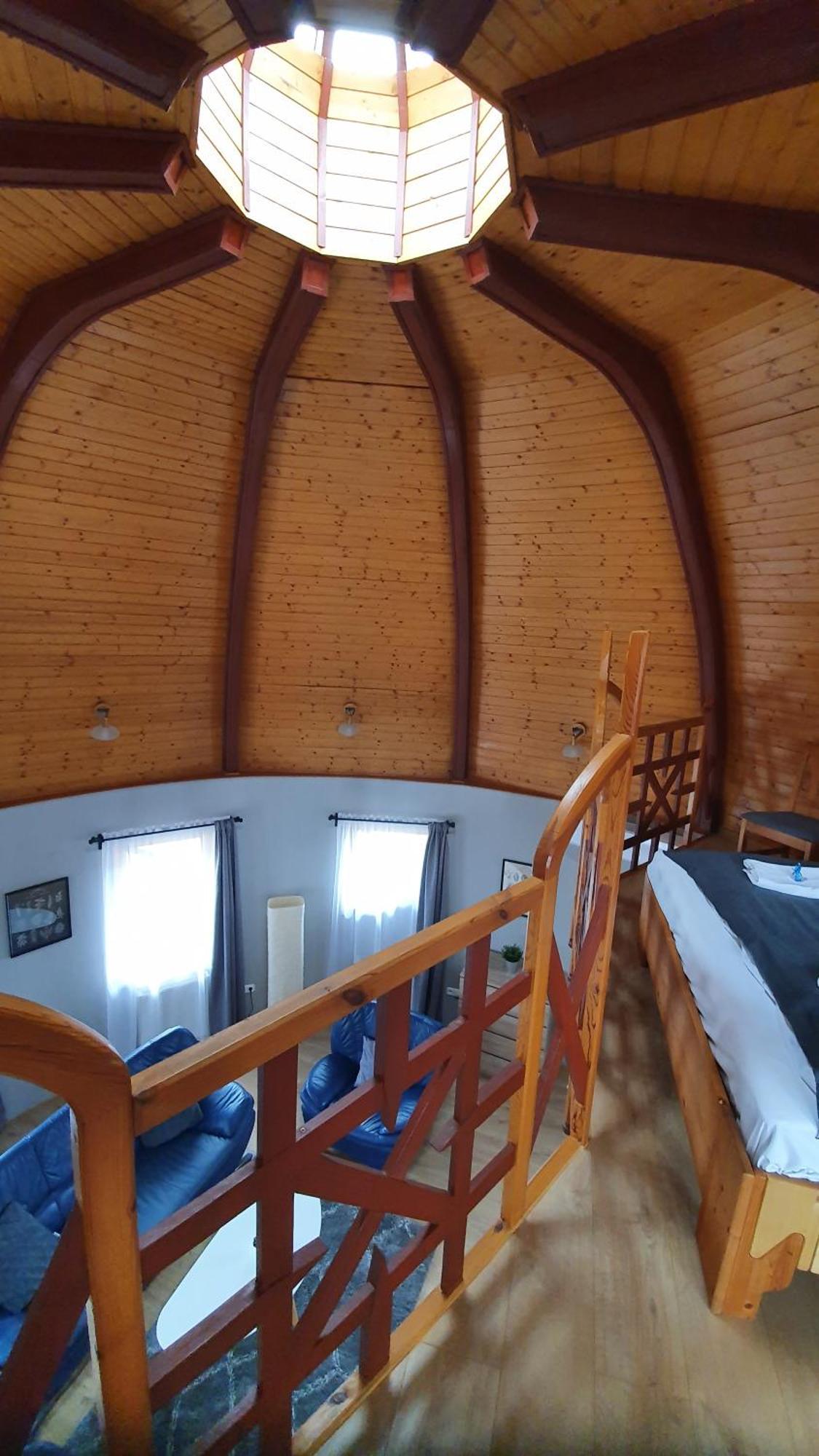 Pannonia Apartman Esztergom Habitación foto